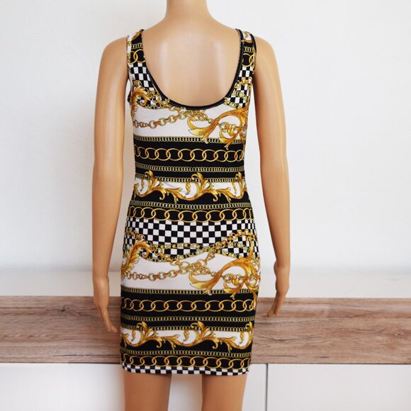 "5/$35" Guess Stretch Mini Dress - Picture 3 of 6